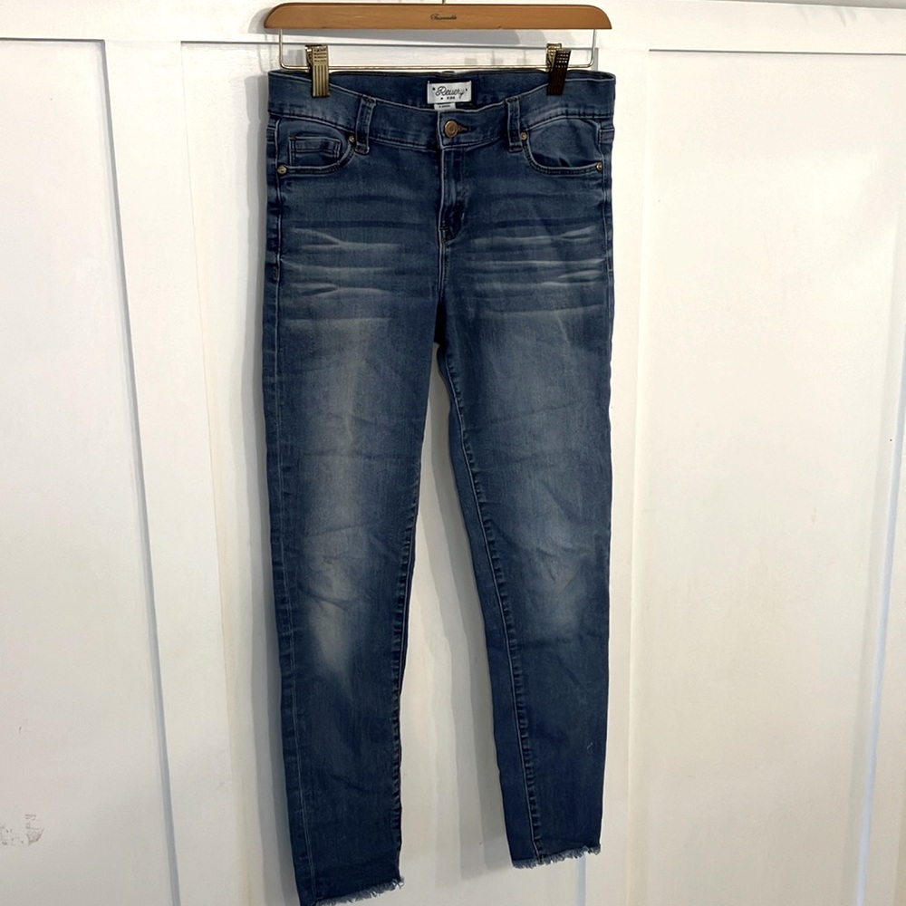 Girls size 16 Revery ankle length skinny jeans, frayed cut off